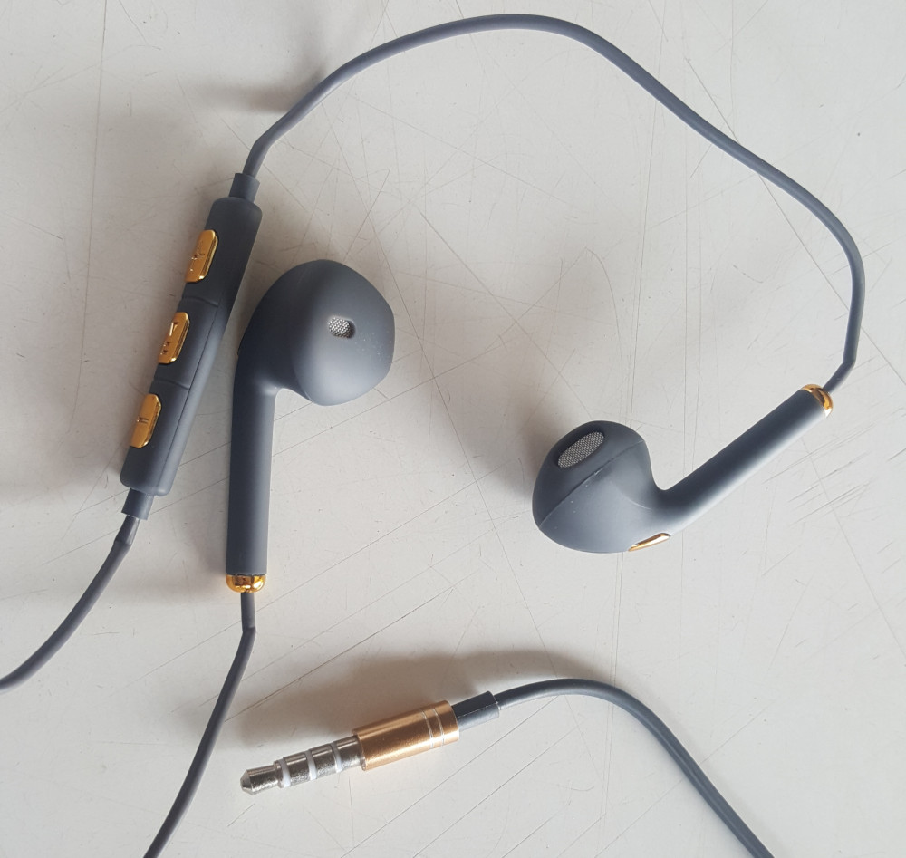 G&B Wired Stereo Earphones